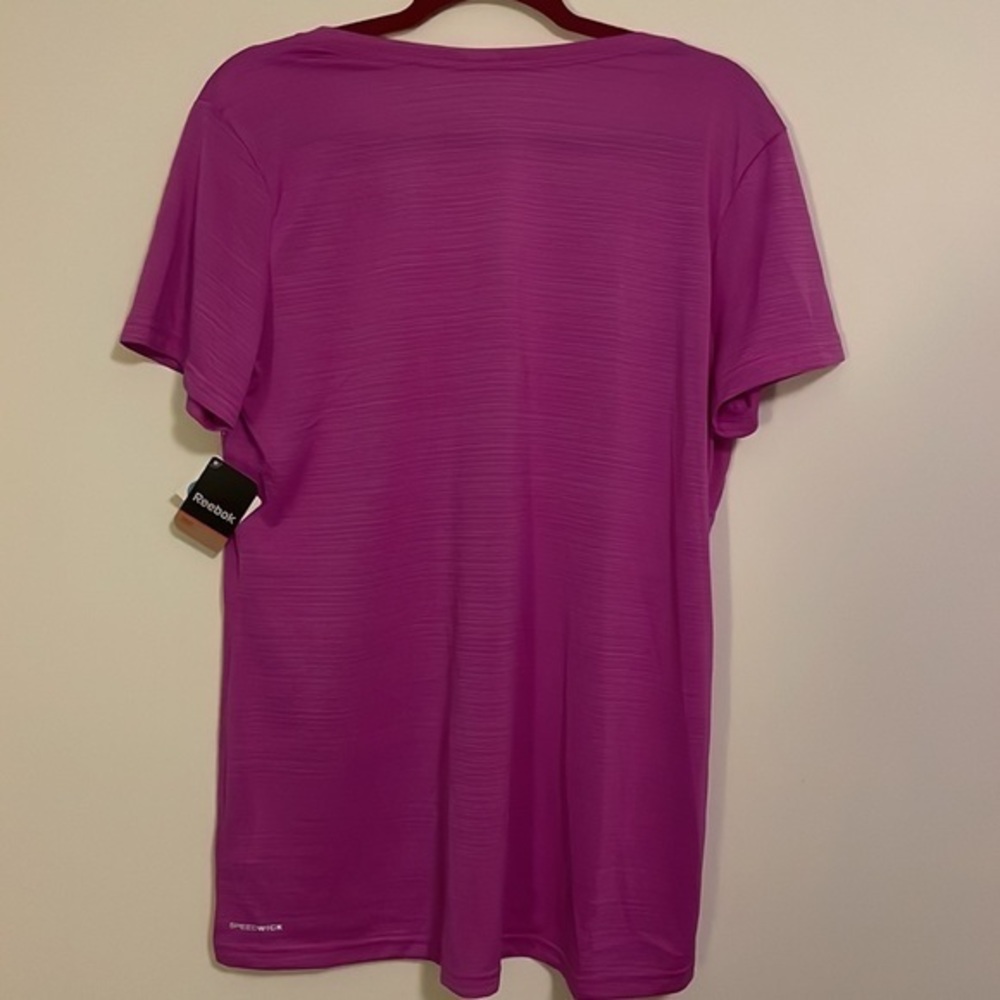 Reebok Pink Short Sleeve V neck t shirt  XL - Picture 8 of 11